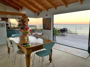 UnaOne - Waiheke Escapes